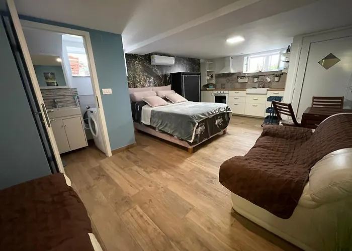 Pod Room, Free Parking Apartment *