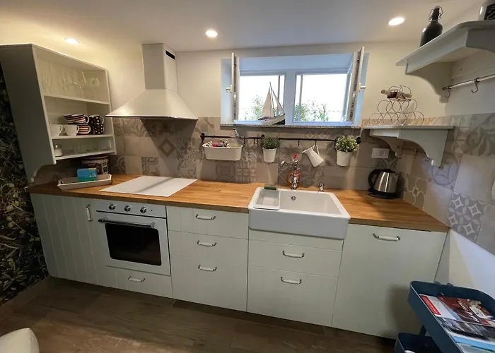 Pod Room, Free Parking Apartment *