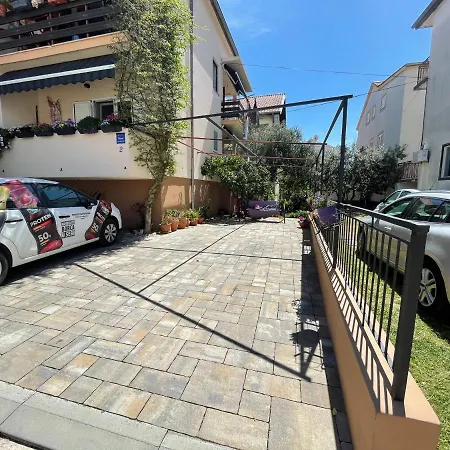 Daire Pod Room, Free Parking Zadar