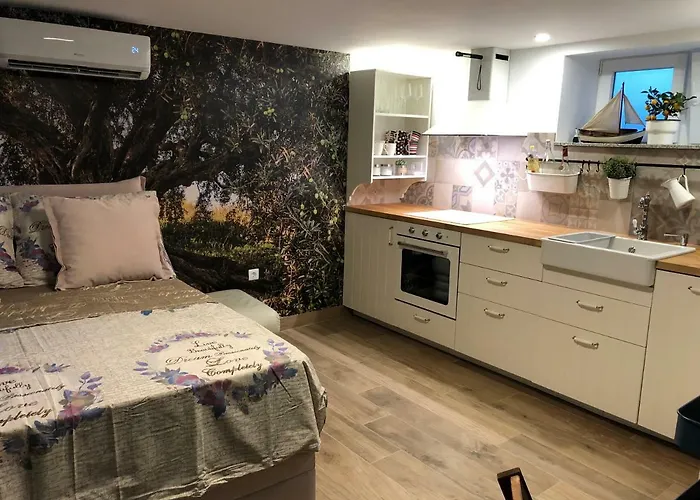 Pod Room, Free Parking דירה